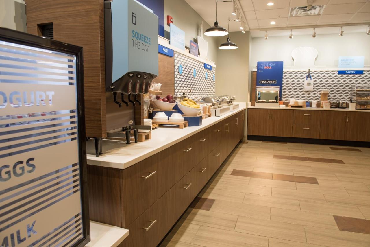 Holiday Inn Express & Suites - Dayton Southwest By Ihg Exteriér fotografie