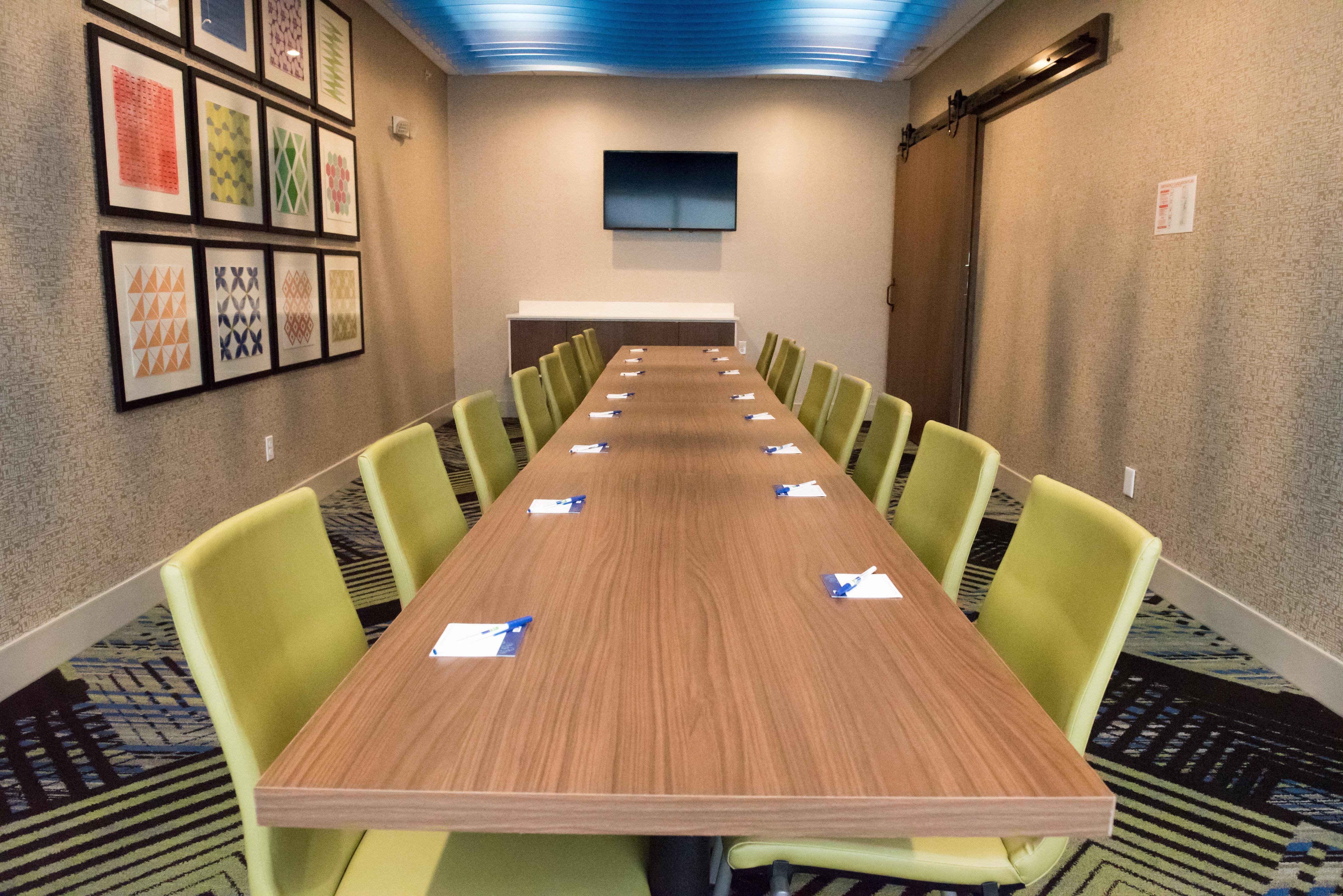 Holiday Inn Express & Suites - Dayton Southwest By Ihg Exteriér fotografie